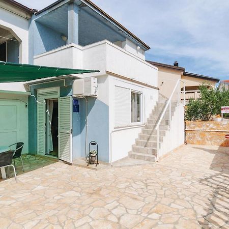 Beautiful Apartment In Vir With Wifi Exterior photo